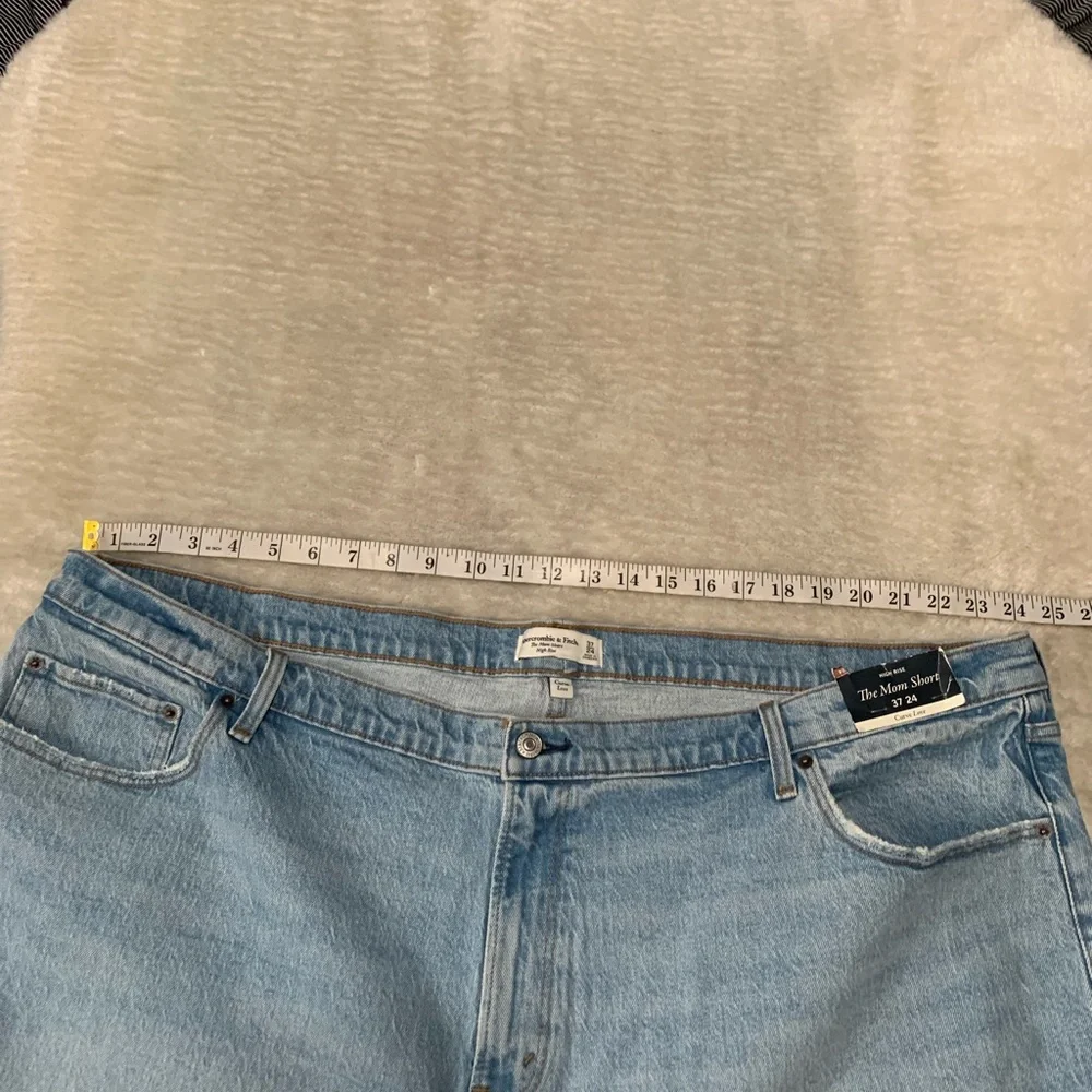 New Abercrombie & Fitch Mom High Rise Curve Love Blue Shorts Plus 37‎ 24 b